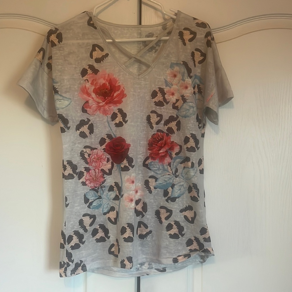 Knit floral & leopard top